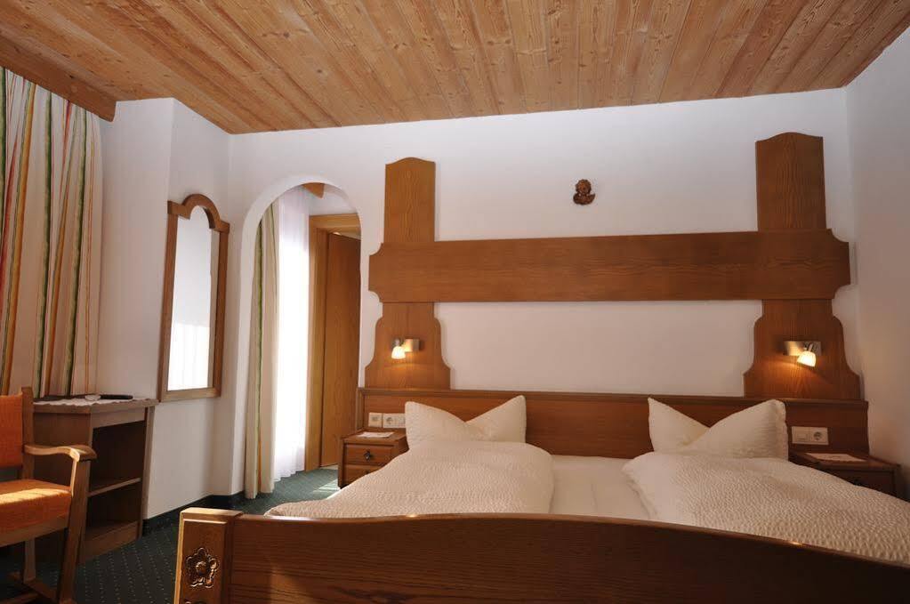 Apart - Und Fruehstueckspension Jaegerheim Kaunertal Exteriör bild